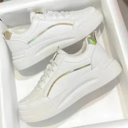 TRENDY FASHONABLE STYLISH TRANING AND GYM SPORT SHOES FOR WOMEN AND GIRLS Training & Gym Shoes For Women-image-35