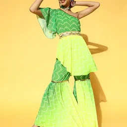 PANIT Women Green & Yellow Bandhani Printed One Shoulder Kurta & Sharara  with Belt-20