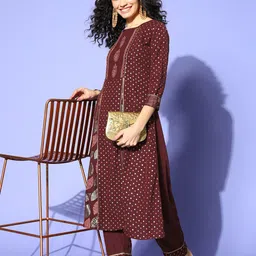 SheWill Women Ethnic Motifs Poly Crepe Print Mix Kurta Set-picture-18
