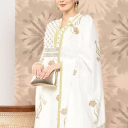Libas Floral Printed Chanderi Silk Kurta with Trousers & With Dupatta-6