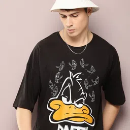 Kook N Keech Looney Tunes Men Graphic Printed Drop-Shoulder Sleeves Oversized T-shirt-image-65