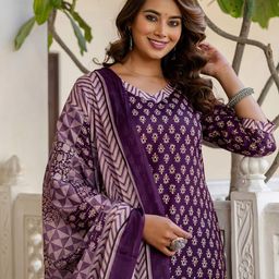 SKYLEE Women Geometric Printed Round Neck Regular Kurta with Trousers & Dupatta-17