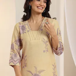 Libas Women Floral Printed Regular Kurta with Trousers & With Dupatta image 2