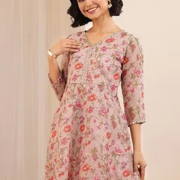 Libas Women Floral Printed Regular Kurta with Trousers & With Dupatta image 5