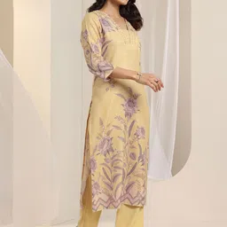 Libas Women Floral Printed Regular Kurta with Trousers & With Dupatta image 3