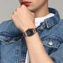 titan Analog Watch - For Men NT1823QM01 image 3
