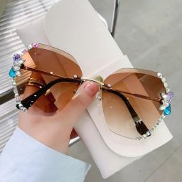 UV Protection Over-sized Sunglasses (Free Size)-31