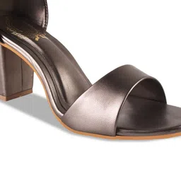 Shoetopia Block Heels With Ankle Loop image 2