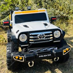 868 WHITE TOYOTA Jeep Battery Operated Ride On-image-39