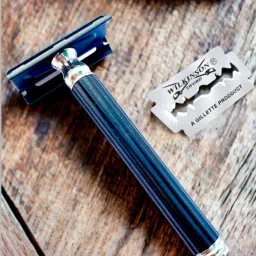 Premium Quality Stainless Steel Razor for men, Men-13