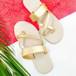 POSTCARD Women One Toe Flats-image-41