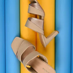 Rocia Colourblocked Square Toe High Block Heels-16