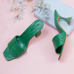 Retro Walk Textured Open Toe Block Heels-42