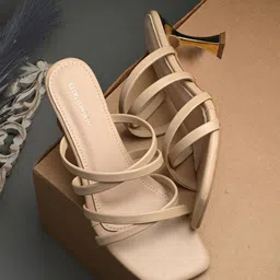 CLOG LONDON Wedge Gladiators with Bows-17