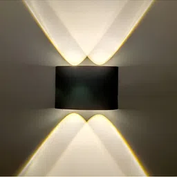 SPARK WORLD Black Quirky Abstract Shaped Shaped Wall Lamp-54