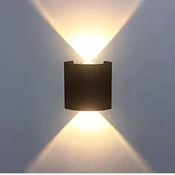 SPARK WORLD Black Metal Rectangle Shaped Wall Lamp-45