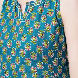 KALINI Floral Printed Pure Cotton Regular Kurta with Palazzos & With Dupatta image 2