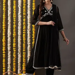 KAVINDI Floral Embroidered Empire Thread Work Kurta with Harem Pants & Dupatta-picture-31