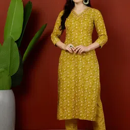 KIMAYRA Floral Printed Regular Pure Cotton Kurta with Trousers-30
