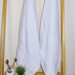 Aura White 2 Pieces 610 GSM Cotton Bath Towels-image-45