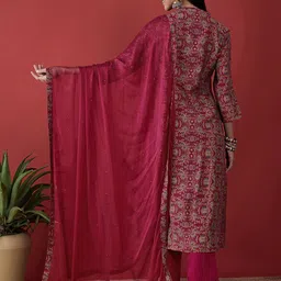 Anouk Magenta Ethnic Motifs Printed Mandarin Collar Kurta with Trousers & Dupatta image 3