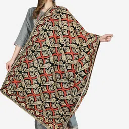Moda Chales Green & Gold-Toned Embroidered Velvet Dupatta-31
