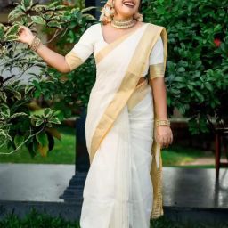 Self Design Bollywood Cotton Blend Saree-12