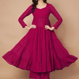 Poshak Hub Tiered Anarkali Sweetheart Neck Georgette Kurta With Sharara-picture-33