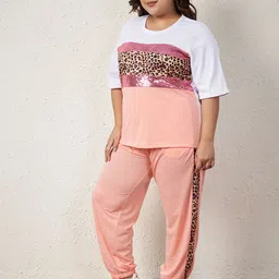 austivo Embroidered Women Track Suit-picture-12