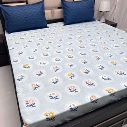 Pure Decor Blue & White Floral 250 TC King Bedsheet with 2 Pillow Covers-picture-6