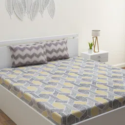 HOME AFFAIRS Yellow & Grey Printed 144 TC Cotton Queen Bedsheet & 2 Pillow Covers-image-41