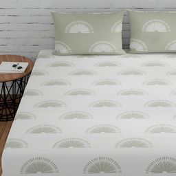 Huesland Sunrise White & Green Geometric 144 TC Cotton King Bedsheet with 2 Pillow Covers-image-50