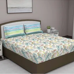 GM Green & Off White Leaf Printed 180 TC Cotton King Bedsheet With 2 Pillow Covers-8