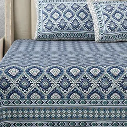 DE CAMA Blue & White Ethnic Motifs Cotton 250 TC King Bedsheet With 2 Pillow Covers-image-9