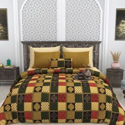 LIVING ROOTS Green & Red Geometric Pure Cotton 300 TC King Bedsheet with 2 Pillow Covers-1