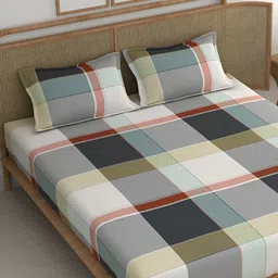 CHHAVI INDIA Geometric Printed 210 TC King Bedsheet With 2 Pillow Covers-image-1
