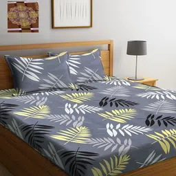 KLOTTHE Multicoloured Floral 210 TC 2 King Bedsheet with 4 Pillow Covers-image-89