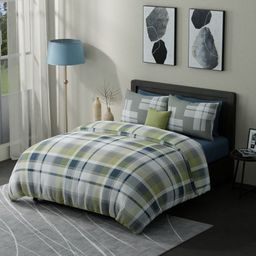 United Colors of Benetton Boutique Pure Cotton Super King Bedsheet with 2 Pillow Covers-55