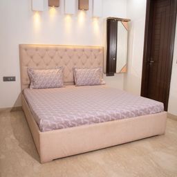 STUDIOHMK Rose Geometric Cotton 180 TC King Bedsheet with 2 Pillow Covers-image-46