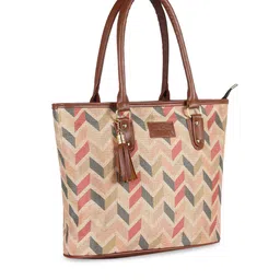 THE CLOWNFISH Cream-Coloured Geometric Printed Structured Handheld Bag image 2