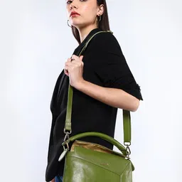 Sassora Textured Leather Structured Handheld Bag-51