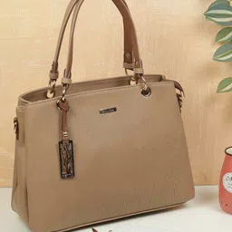 Metro Women Textured Handheld Bag-10