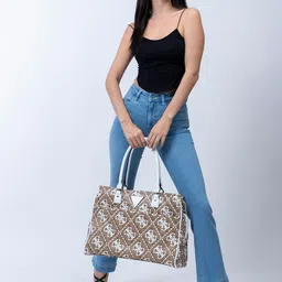 GUESS Typography Printed Oversized Swagger Handheld Bag image 5