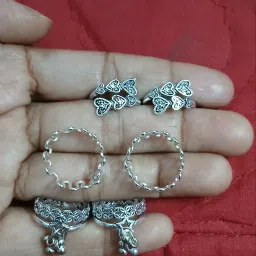 Oxidised Silver plated Shinning Toe Rings for Women's & Girls Silver Silver Plated Toe Ring-image-4