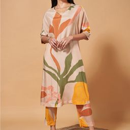 Marigold Lane Floral Printed V-Neck Straight Kurta With Trousers-picture-33