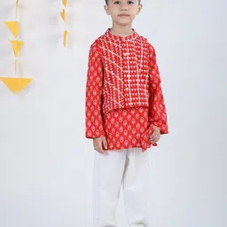 Budding Bees Boys Printed Pure Cotton Kurta With Pyjamas-picture-35