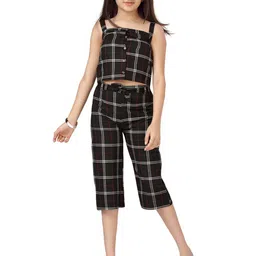 Aarika Girls Black Checked Pure Cotton Top & Capri-image-5