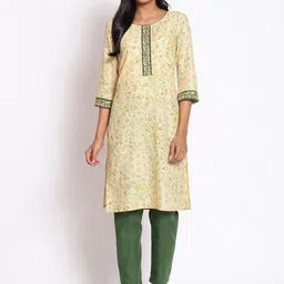 AURELIA Women Cream-Coloured Floral Printed Kurta with Trousers-picture-17