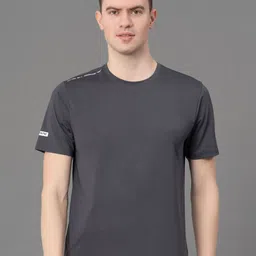 Red Tape Round Neck Short Sleeves High Stretch Anti-Microbial Training T-shirt-image-82