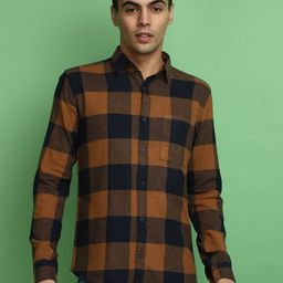 V-Mart Slim Fit Buffalo Checked Spread Collar Twill Weave Cotton Casual Shirt-image-18